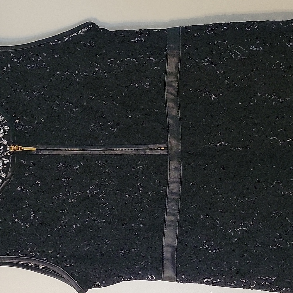 Lace top